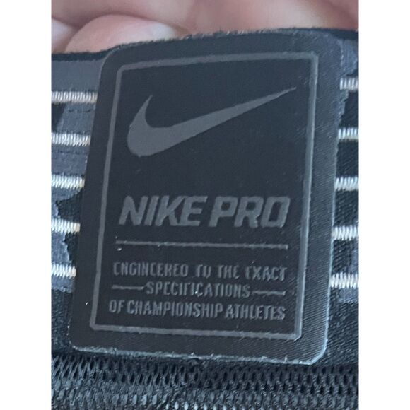 Nike Pro Black Padded American Football Shorts  Mens Size Large - Picture 2 of 8